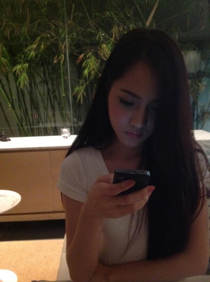 李丽莎顾欣怡无删减照片软件